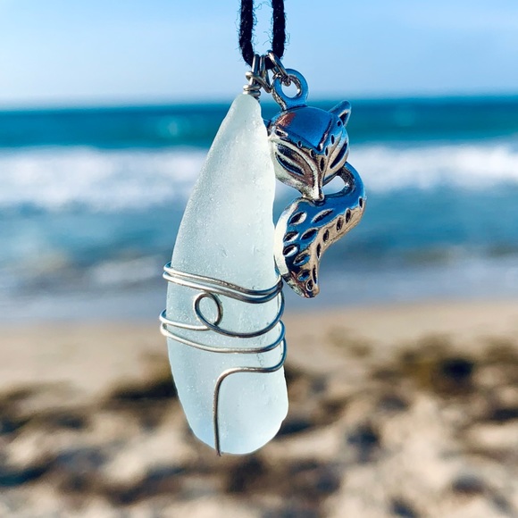 Ocean Fox Seaglass Necklace - Picture 4 of 8